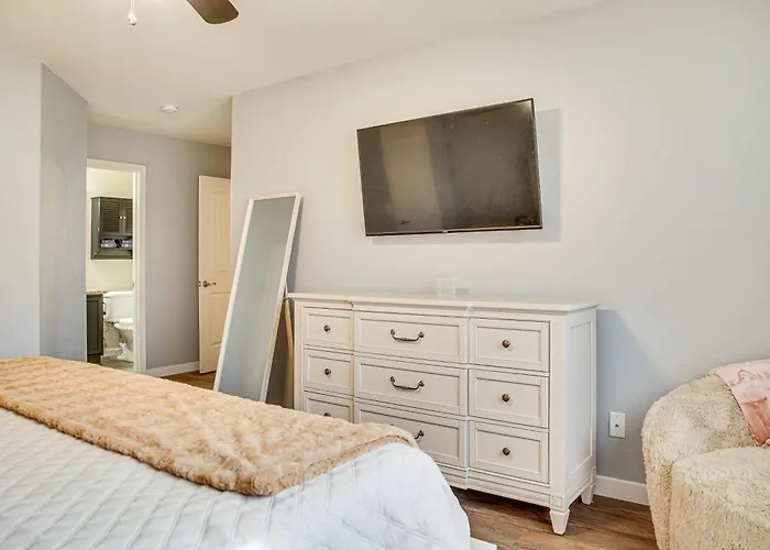Holiday home 2 Mi To Stadium! Snowbird Haven W/ Pool