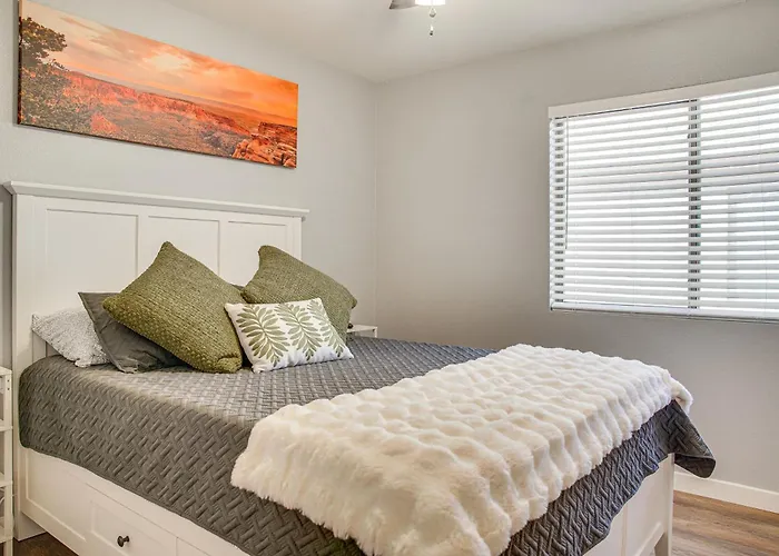 2 Mi To Stadium! Snowbird Haven W/ Pool * Surprise